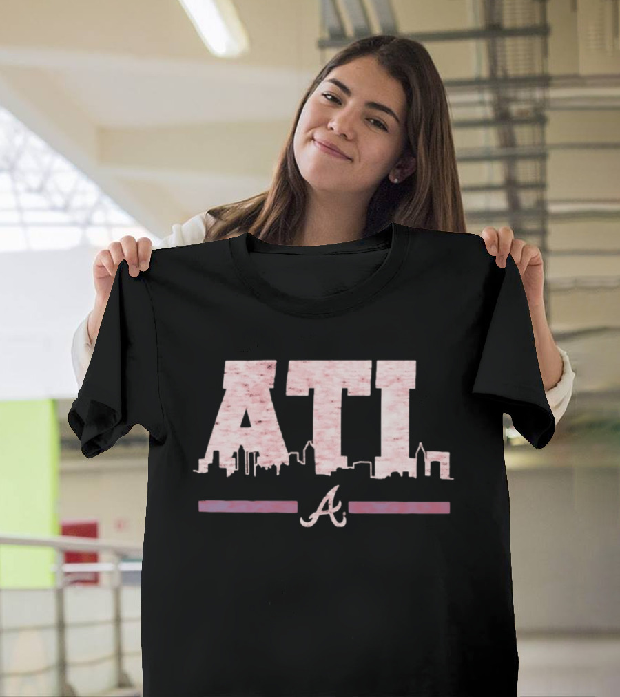 Atlanta Braves ATL Skyline Distressed MLB T-Shirt