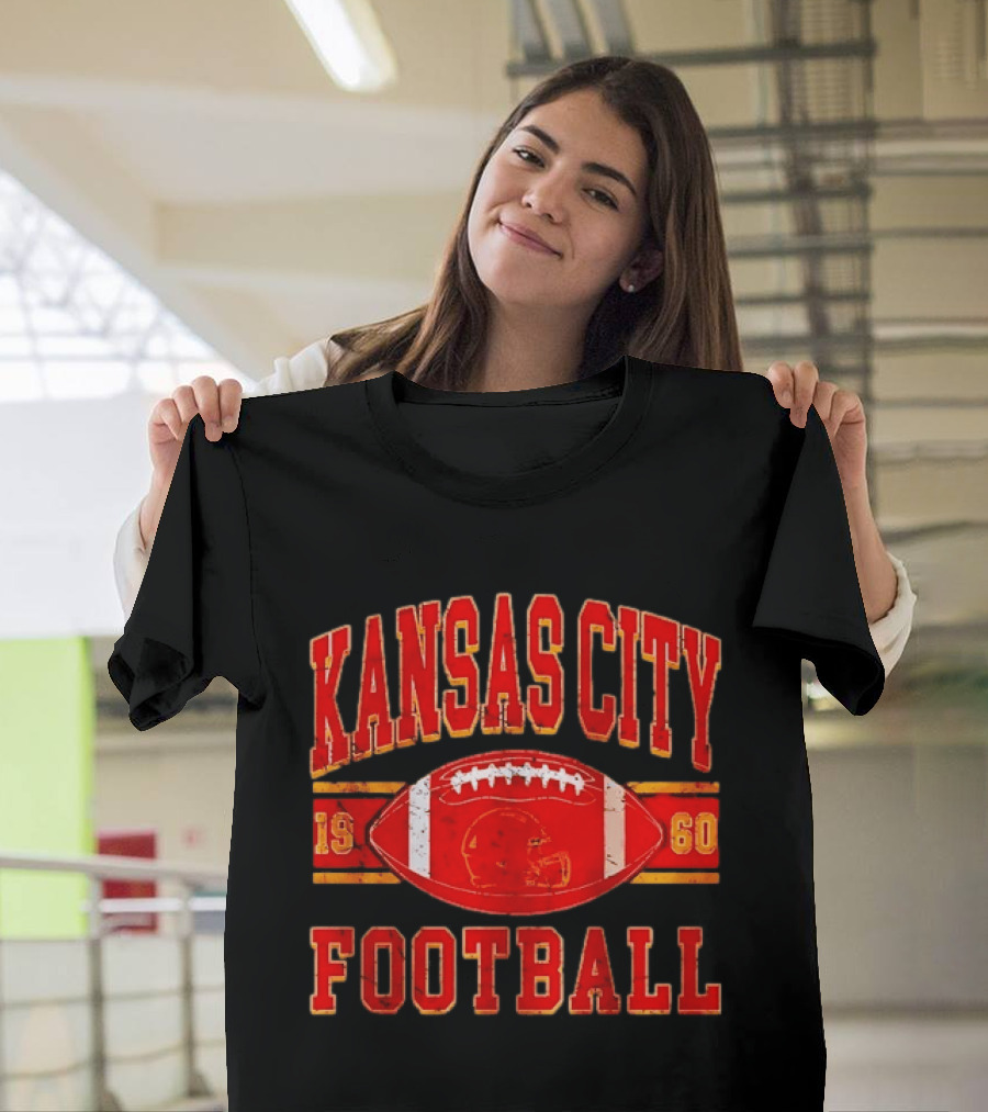 Kansas City Chiefs 1960 Distressed Football T-Shirt