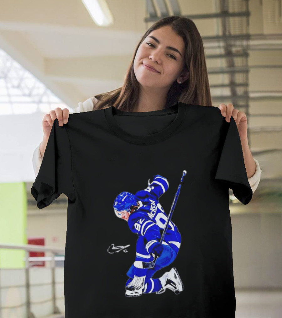 Toronto Maple Leafs John Tavares Player Action T-Shirt