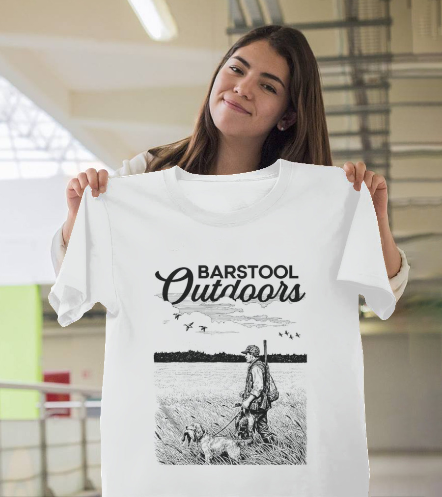 Barstool Outdoors Duck Hunt II Pocket Hunting Scenery T-Shirt