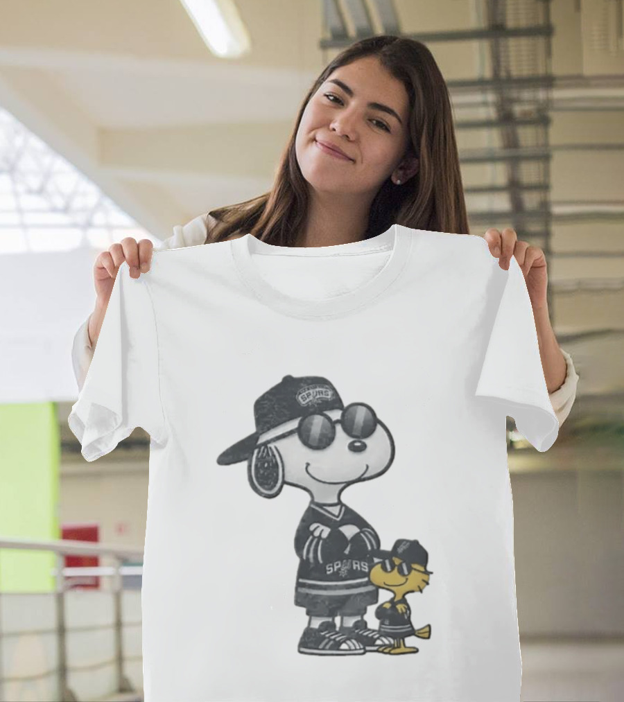Snoopy Woodstock San Antonio Spurs NBA Fans T-Shirt