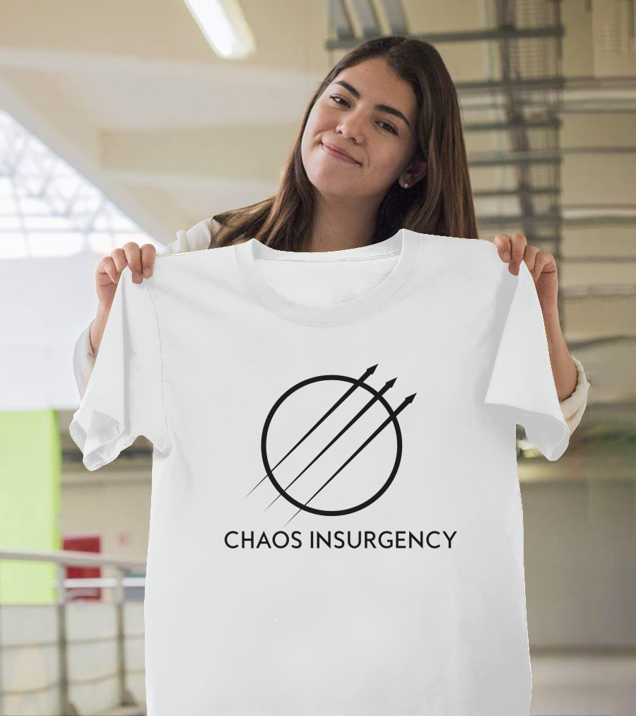 Kirawolfyt Chaos Insurgency Symbol Arrows and Circle T-Shirt