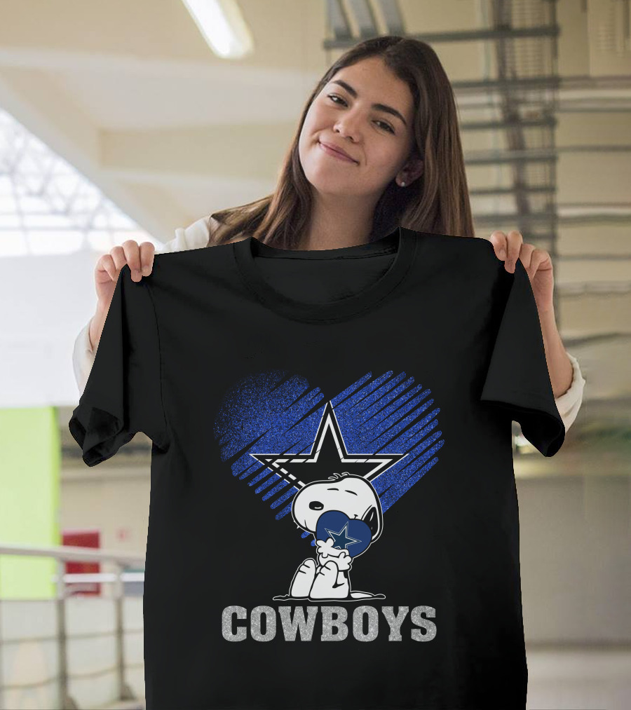 Snoopy Hugging Heart Dallas Cowboys Star T-Shirt