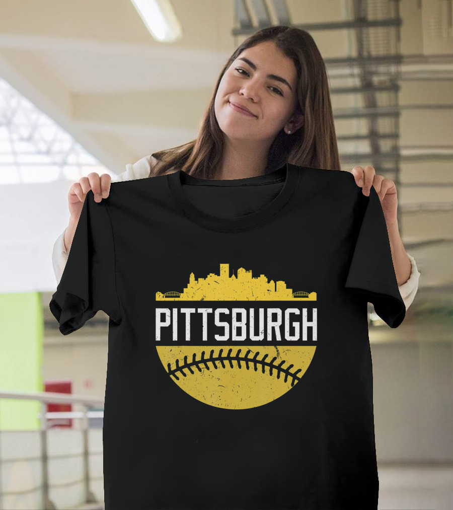 Pittsburgh Vintage Baseball City Skyline T-Shirt