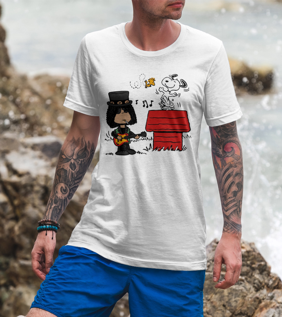 Slash Style Guitarist With Snoopy And Woodstock Playing Music T-Shirt