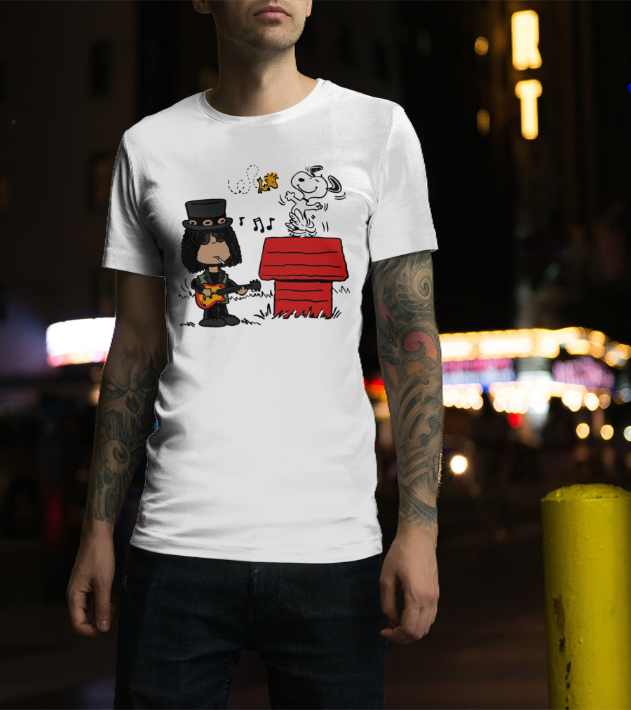Slash Style Guitarist With Snoopy And Woodstock Playing Music T-Shirt