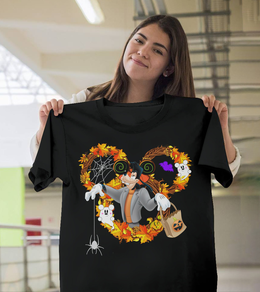 Halloween Goofy In Heart Of Autumn Leaves With Ghosts And Spider T-Shirt
