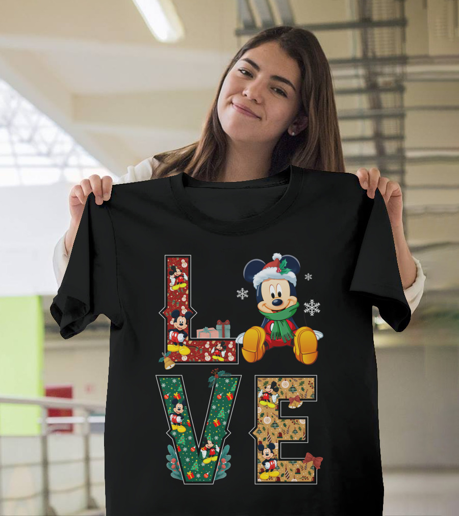 Mickey Mouse Christmas Love Holiday Festive Season T-Shirt