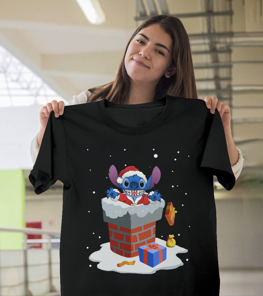 Stitch Santa Chimney Christmas Presents Snowfall T-Shirt
