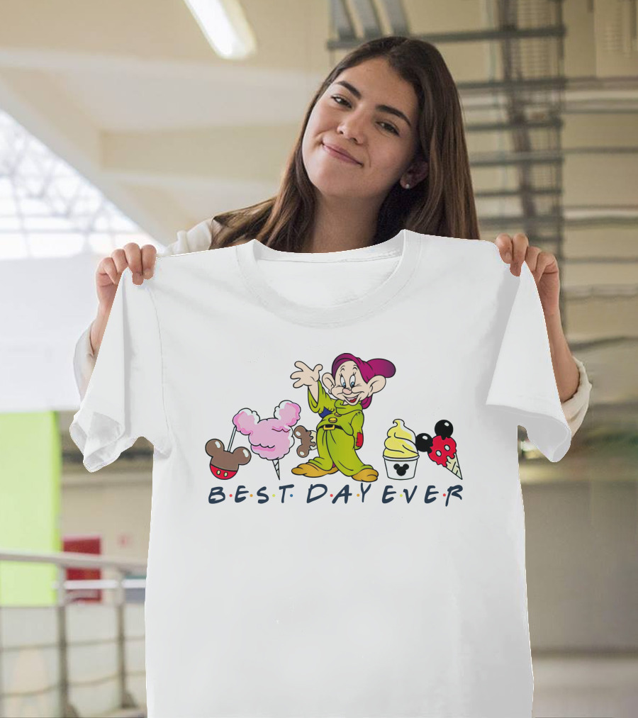 Best Day Ever Dopey Disney Snacks T-Shirt