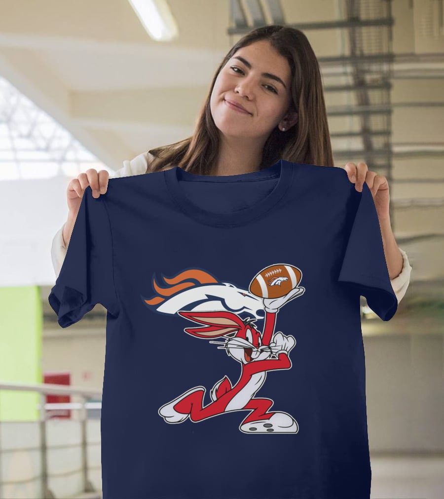 Denver Broncos Bugs Bunny Football Chiefs T-Shirt