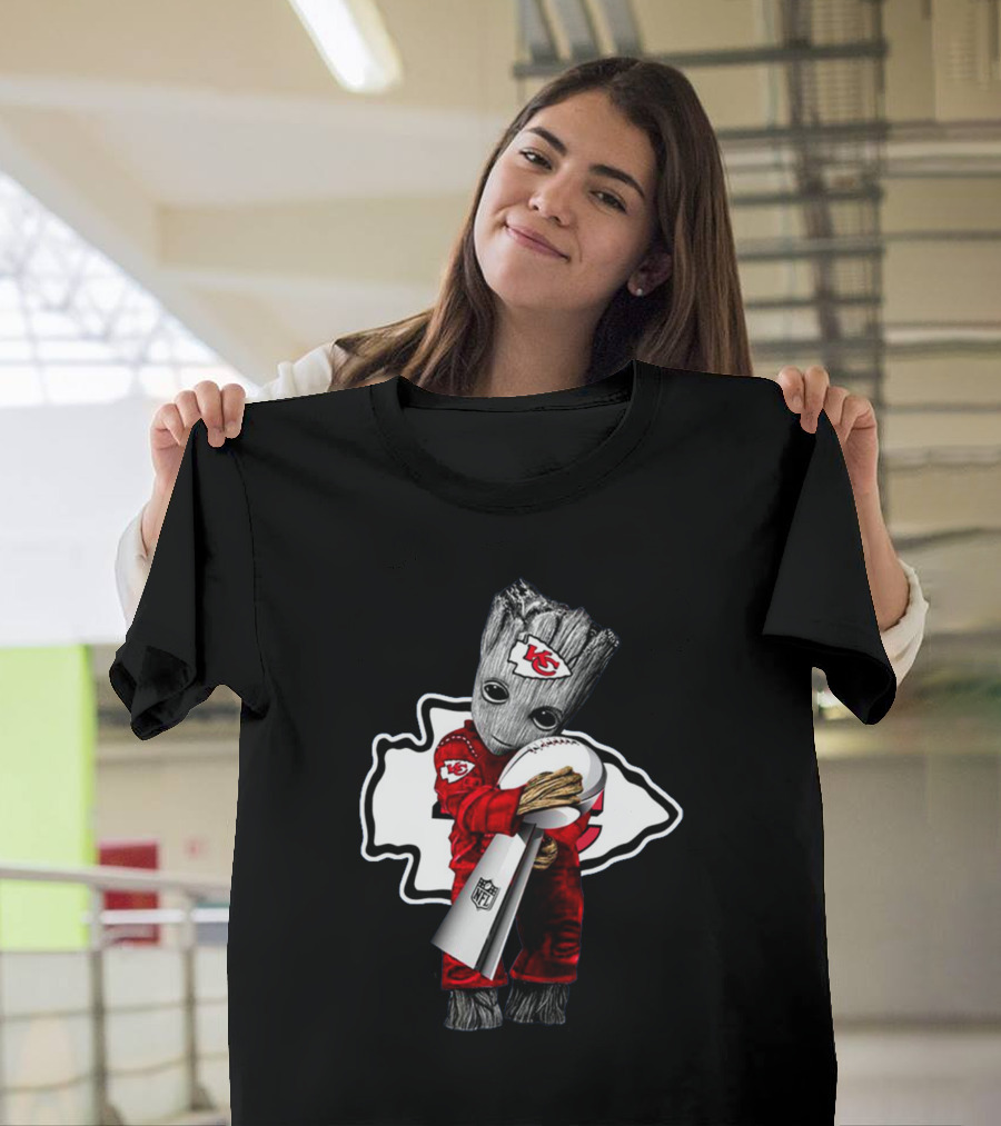 Kansas City Chiefs Baby Groot Holding Nfl Trophy T-Shirt