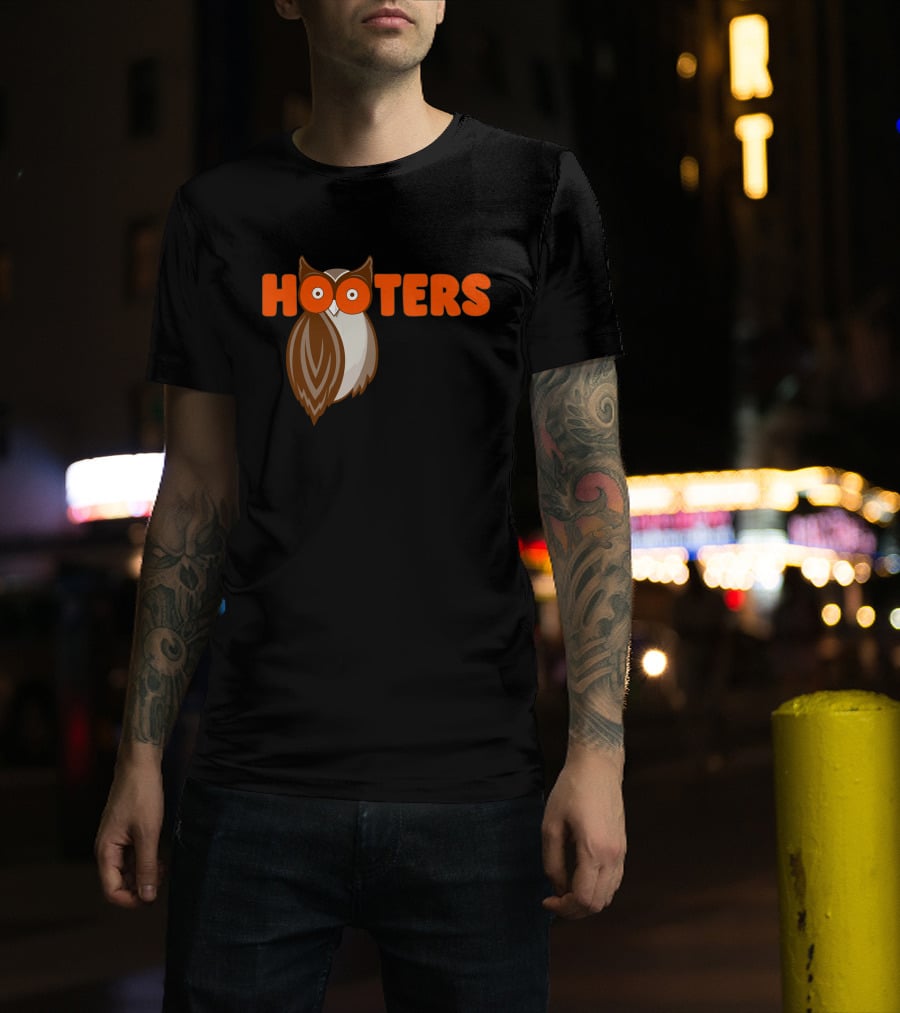 Hooters Owl Iconic T-Shirt