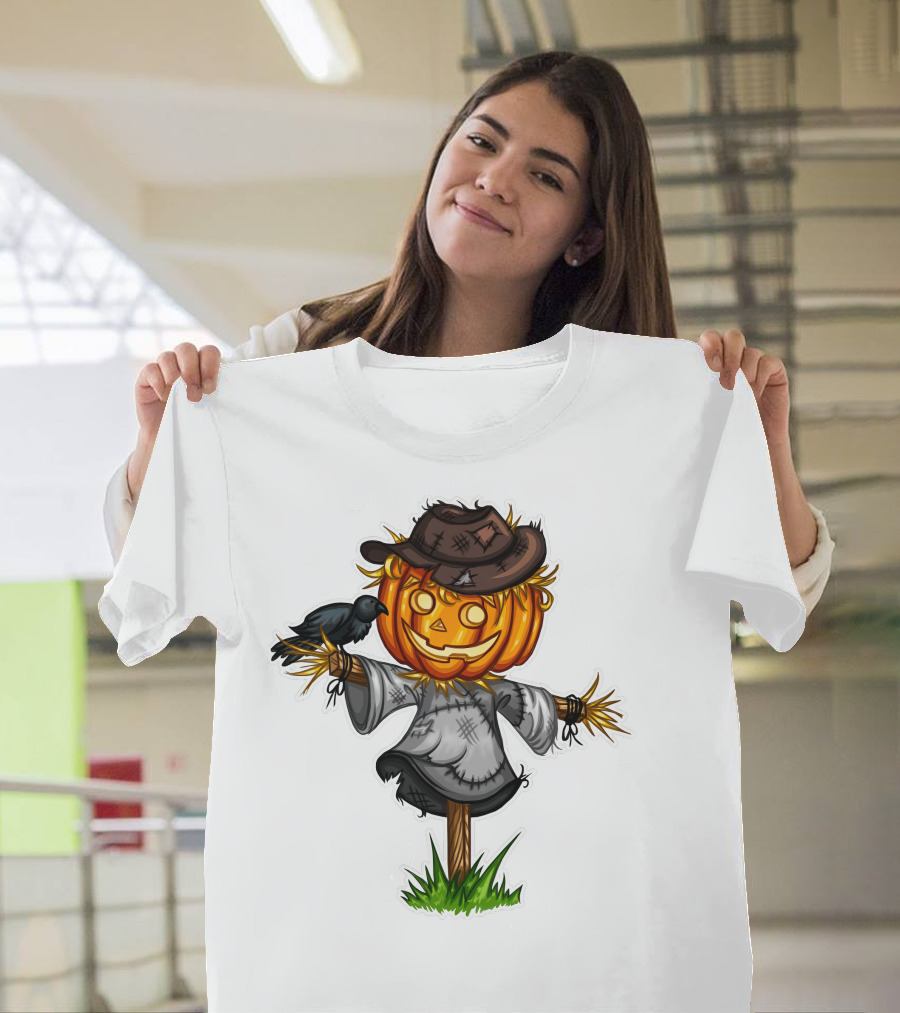 Scarecrow Halloween Pumpkin Head With Crow And Tattered Hat T-Shirt