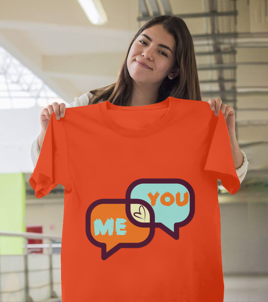 ME LOVE YOU Conversation Heart Speech Bubbles T-Shirt
