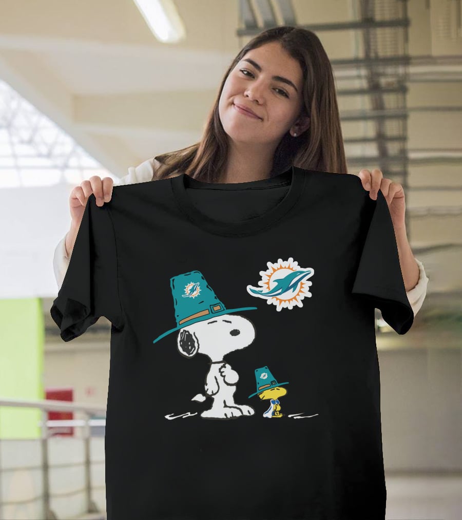 Miami Dolphins Snoopy Woodstock Thanksgiving Football T-Shirt