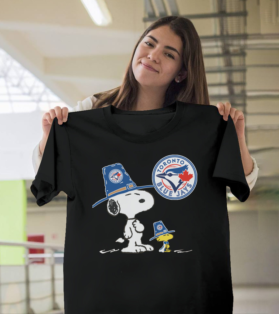 Toronto Blue Jays Snoopy Woodstock Baseball Duo With Team T-Shirt