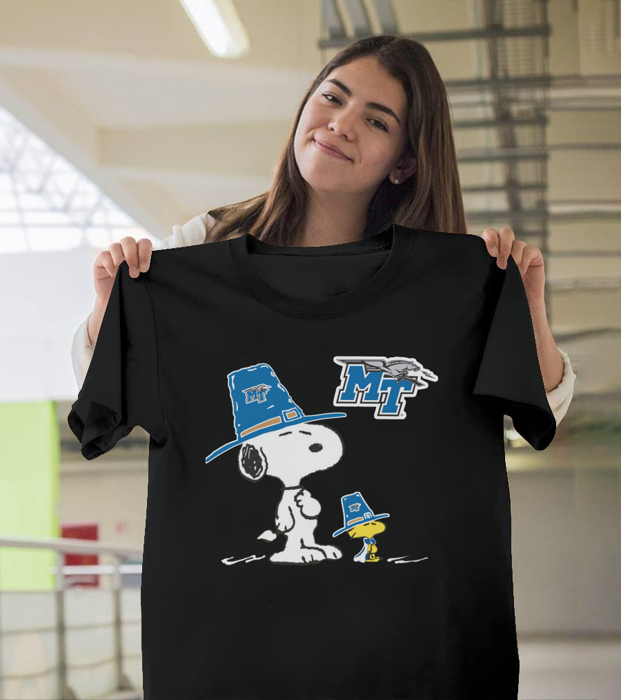 Middle Tennessee Blue Raiders Snoopy And Woodstock With MT T-Shirt