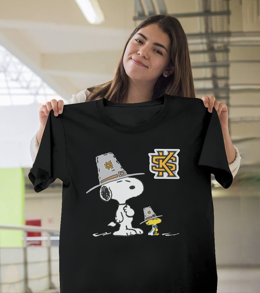 Kennesaw St Snoopy and Woodstock Pilgrim Hat KS T-Shirt