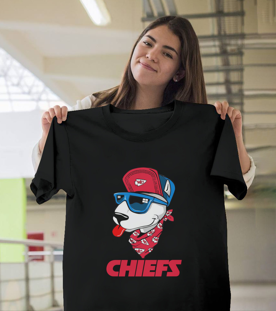 Chiefs Bull Terrier With Red Cap And Sunglasses T-Shirt