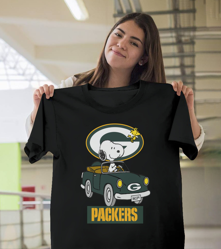 Packers Snoopy Driving Car With Woodstock And Packers T-Shirt