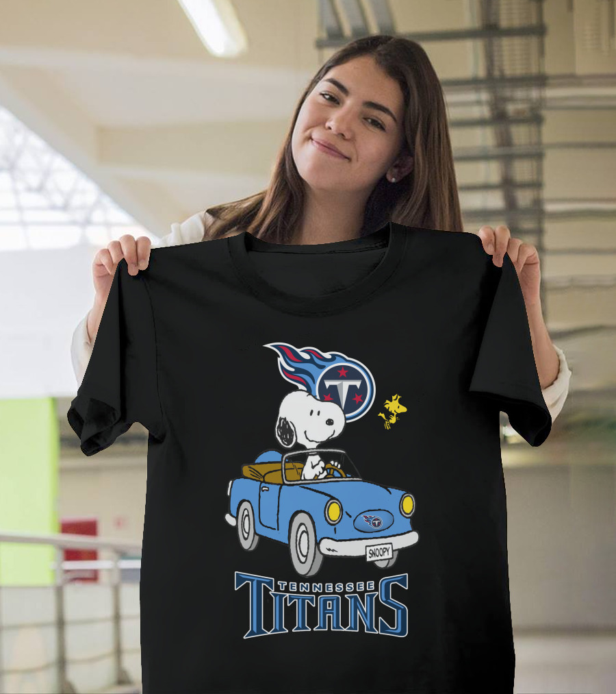 Tennessee Titans Snoopy Driving Woodstock Ride T-Shirt