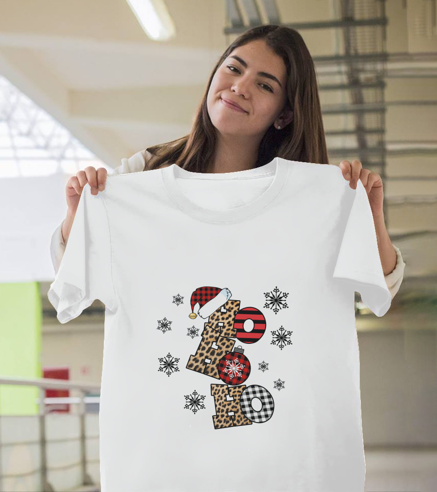 Ho Ho Ho Christmas Leopard Print Santa Snowflakes T-Shirt