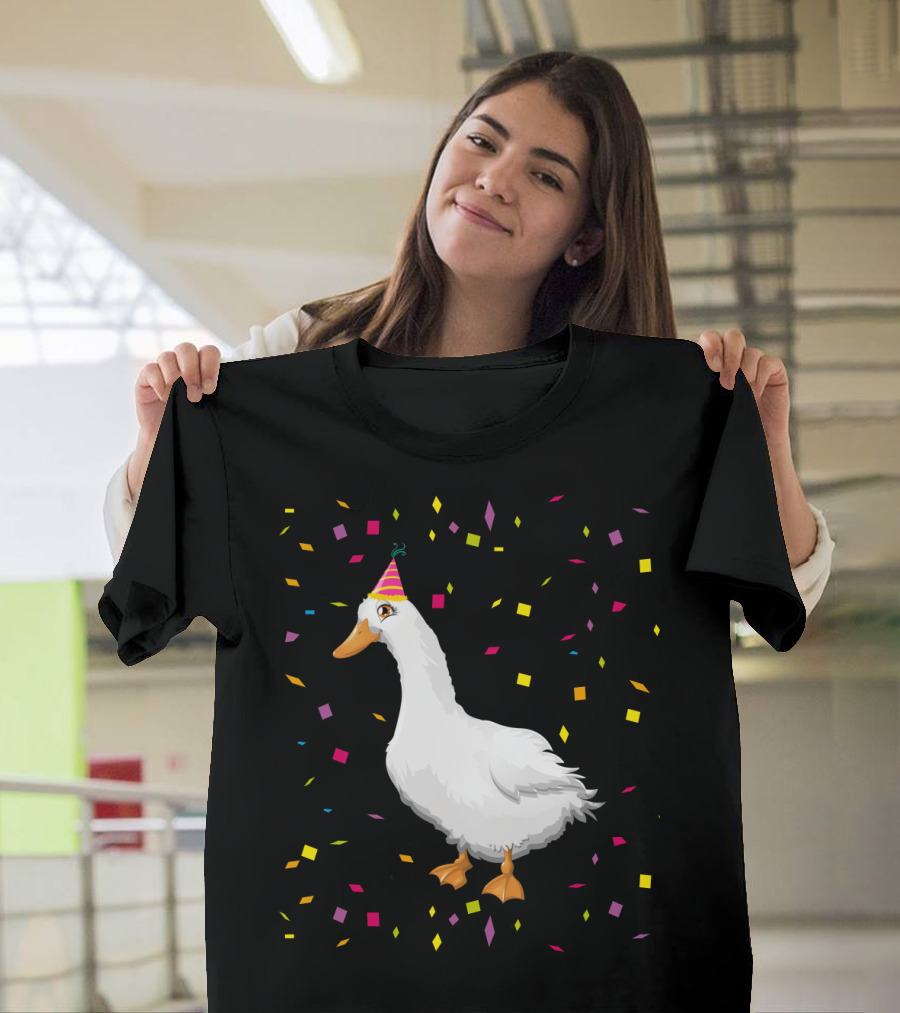 Funny Duck Birthday Party Hat Confetti T-Shirt