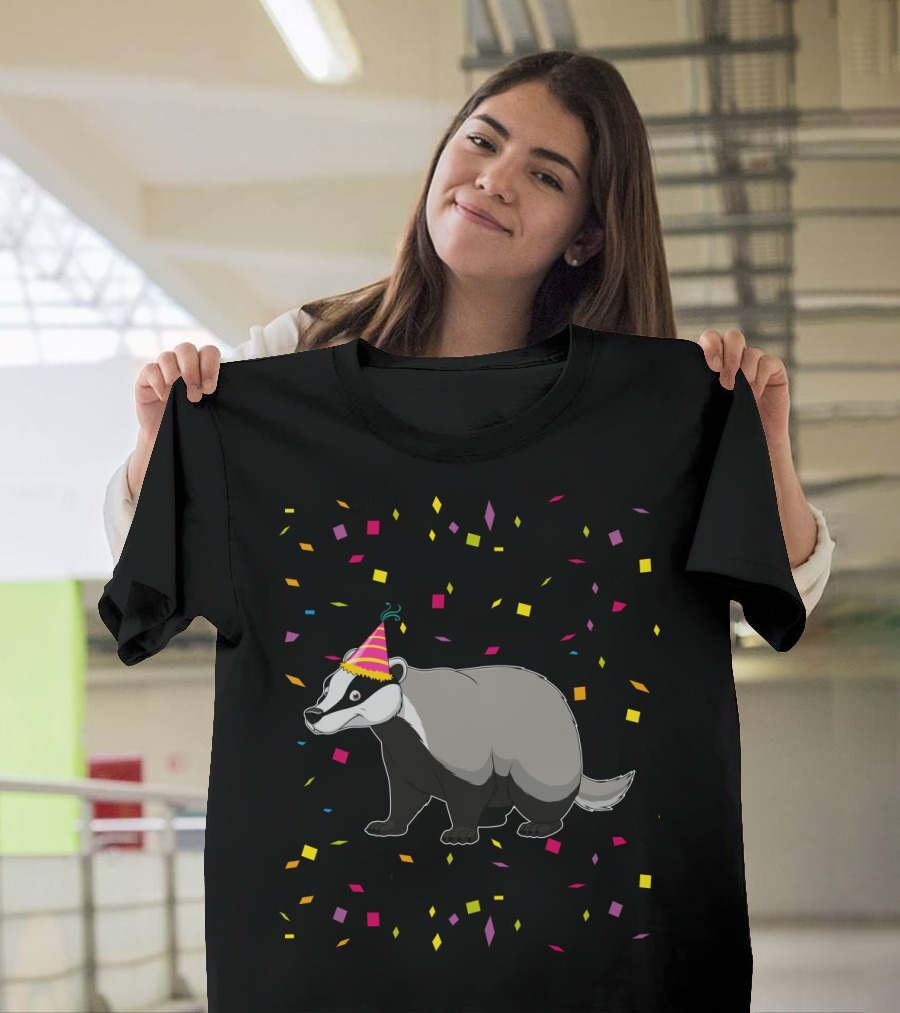 Funny Badger Birthday Party Hat Confetti T-Shirt