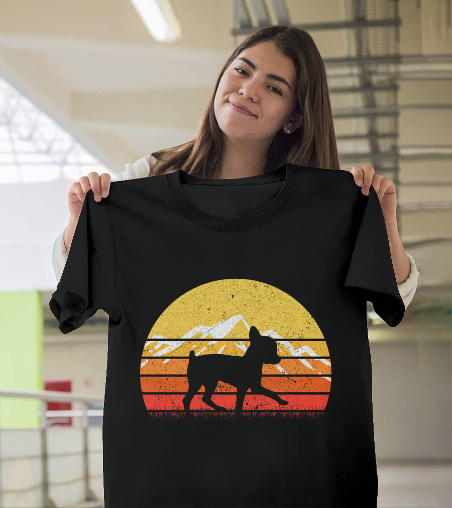 Retro Vintage Chihuahua Dog Sunset Mountain T-Shirt
