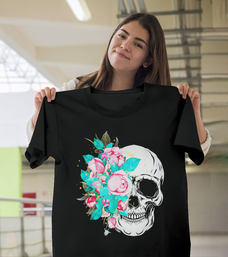 Flower Skull Floral Fusion With Vintage Rose Elements T-Shirt