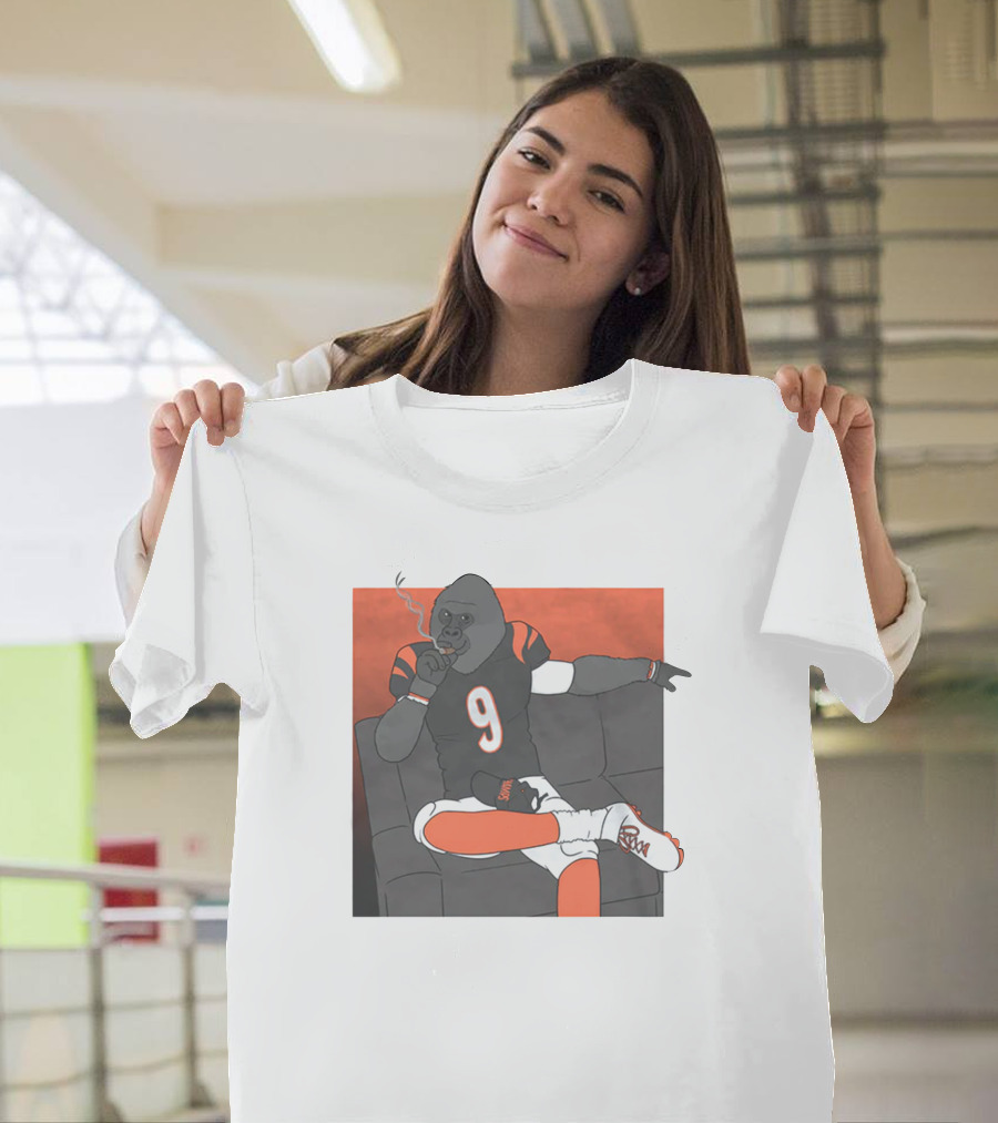 Hank Lockwood Harambe Cincinnati Football Smoker NFL Fan T-Shirt