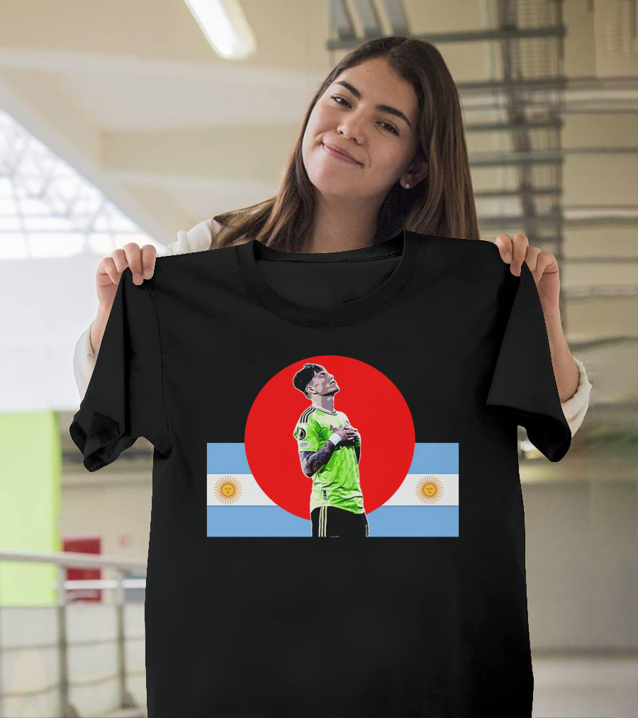 Red Manc Garnacho Argentina Soccer Pose with Flag and Sunburst T-Shirt