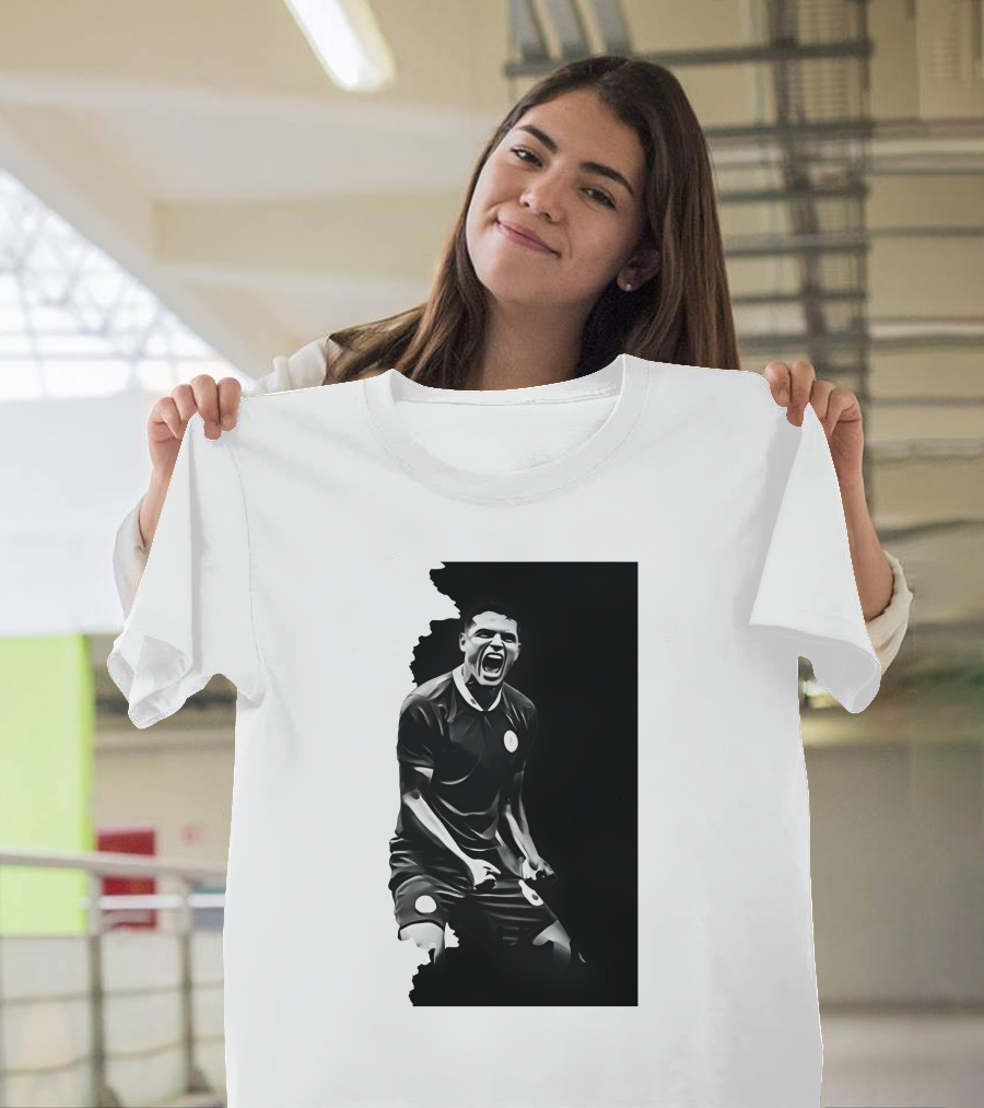 O Monstro Soccer Celebration Iconic Athlete Performance T-Shirt