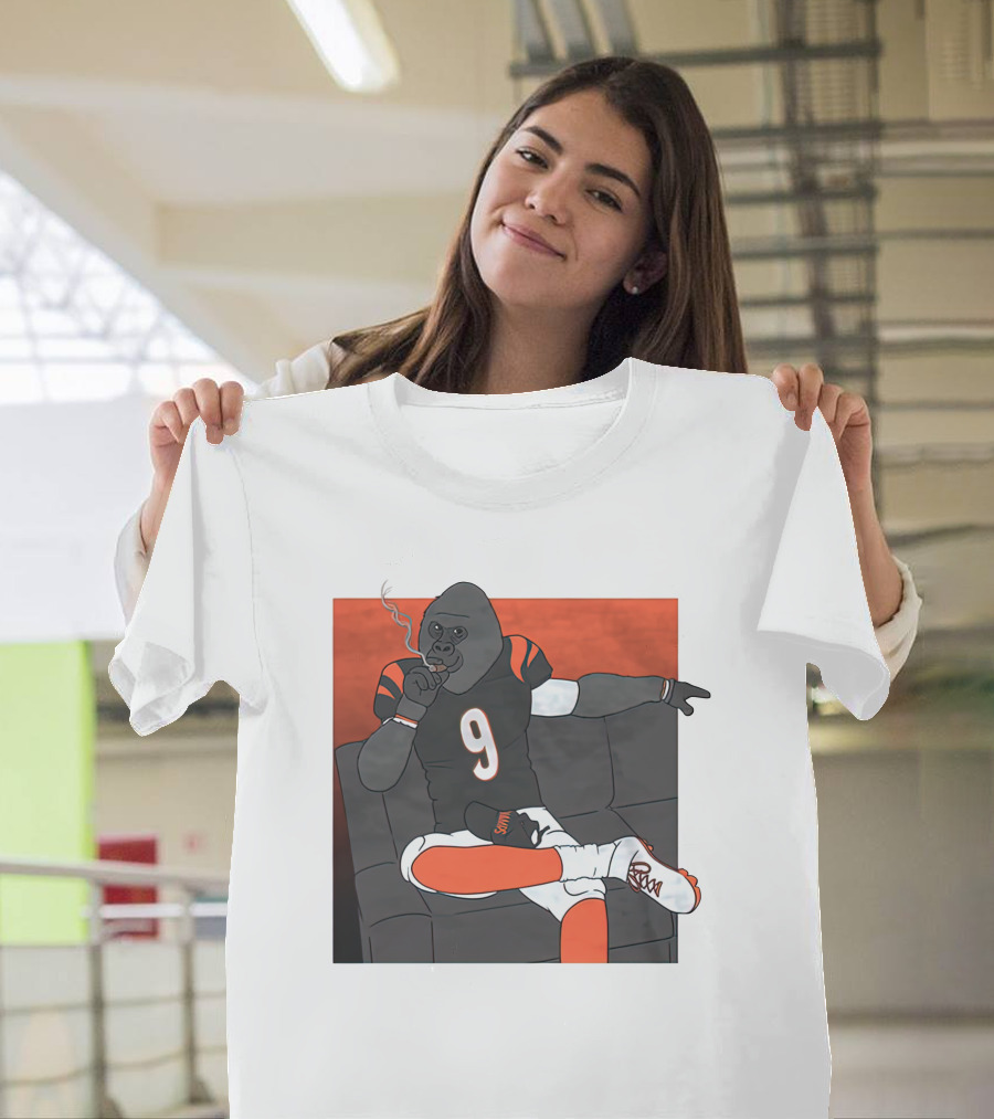 Harambe Smoking Gorilla Wearing Number 9 Jersey Sitting on Couch T-Shirt