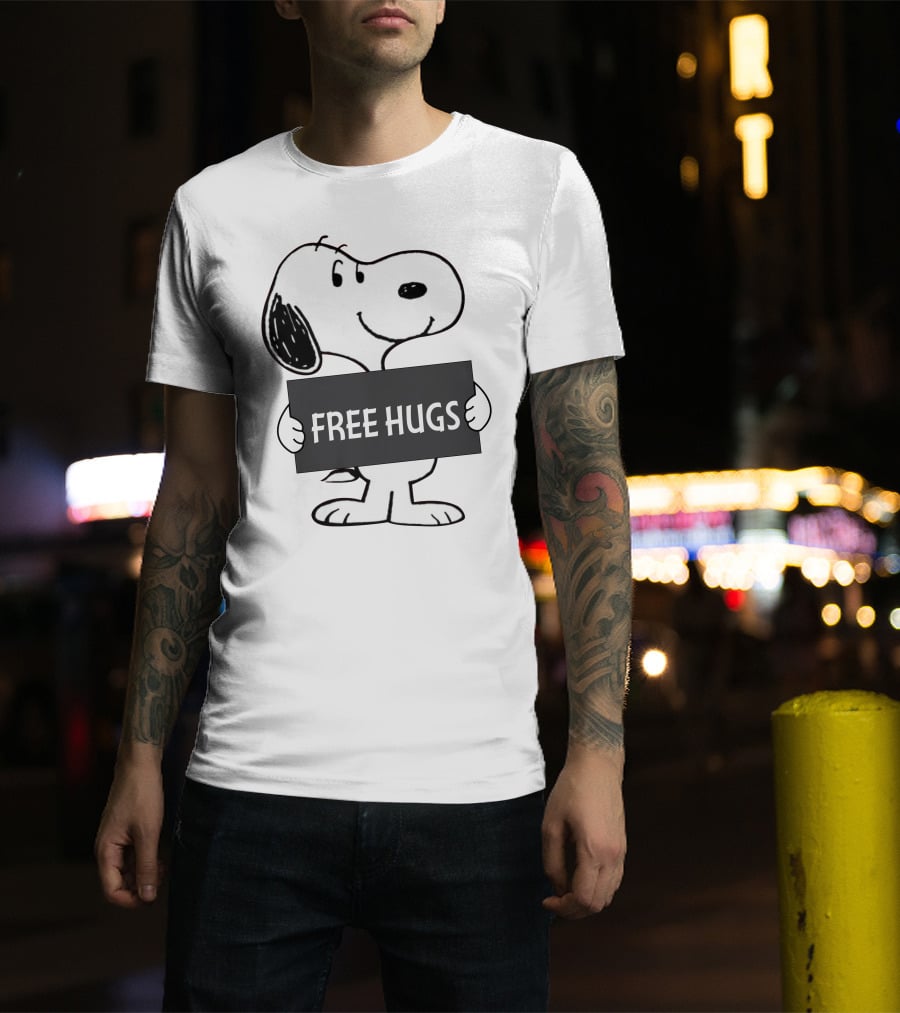 Free Hugs Snoopy Peanuts T-Shirt