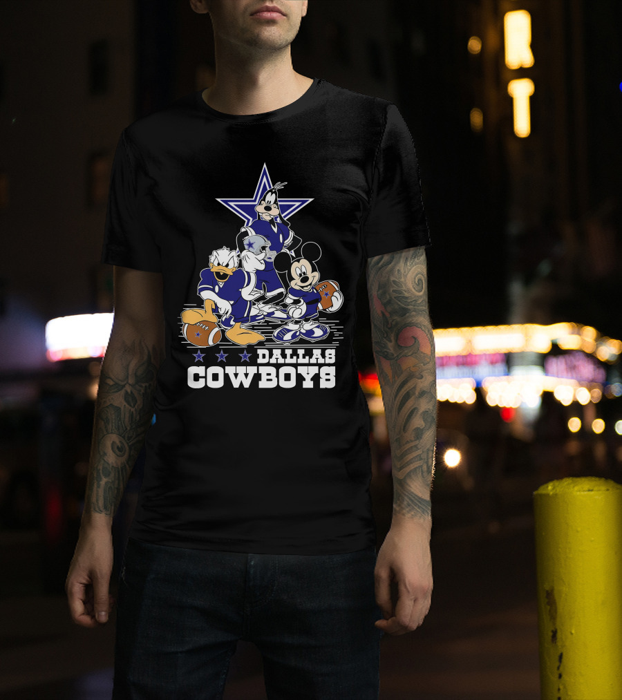 Mickey Mouse Donald Goofy Dallas Cowboys Football Stars T-Shirt