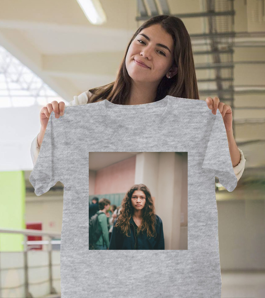 Labrinth Euphoria Season 2 Music Labrinth-Music Shop Rue Hallway Scene T-Shirt