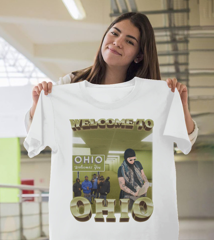Welcome To Ohio Ohio Welcomes You Group with Performer in Tunnels Scene T-Shirt