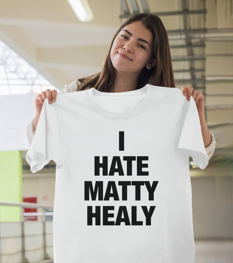 Emmyhartman Wearing I Hate Matty Healy T-Shirt