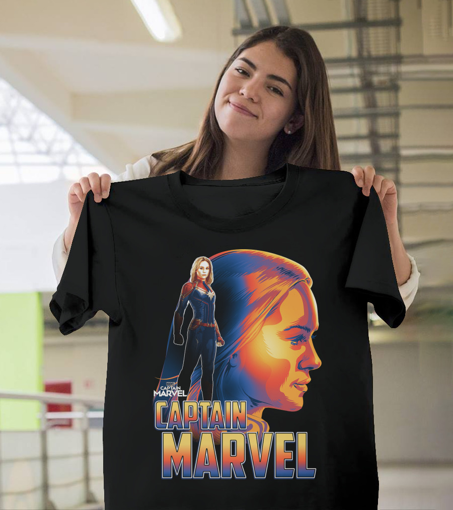 Captain Marvel Heroic Sunset Profile T-Shirt