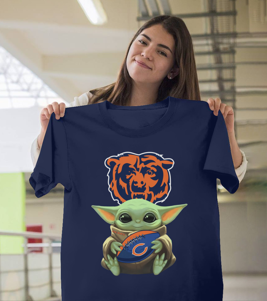 Chicago Bears Baby Yoda Football Fan T-Shirt