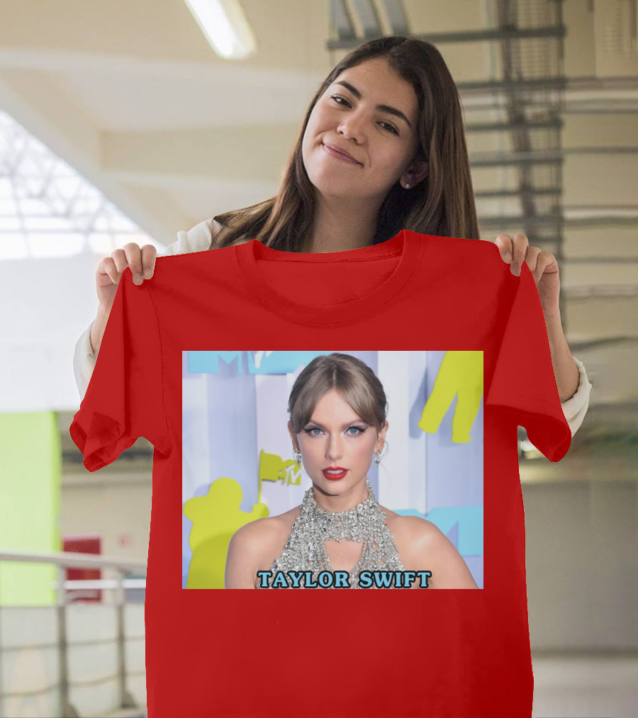 TAYLOR SWIFT MTV VMA Fashion Elegance T-Shirt