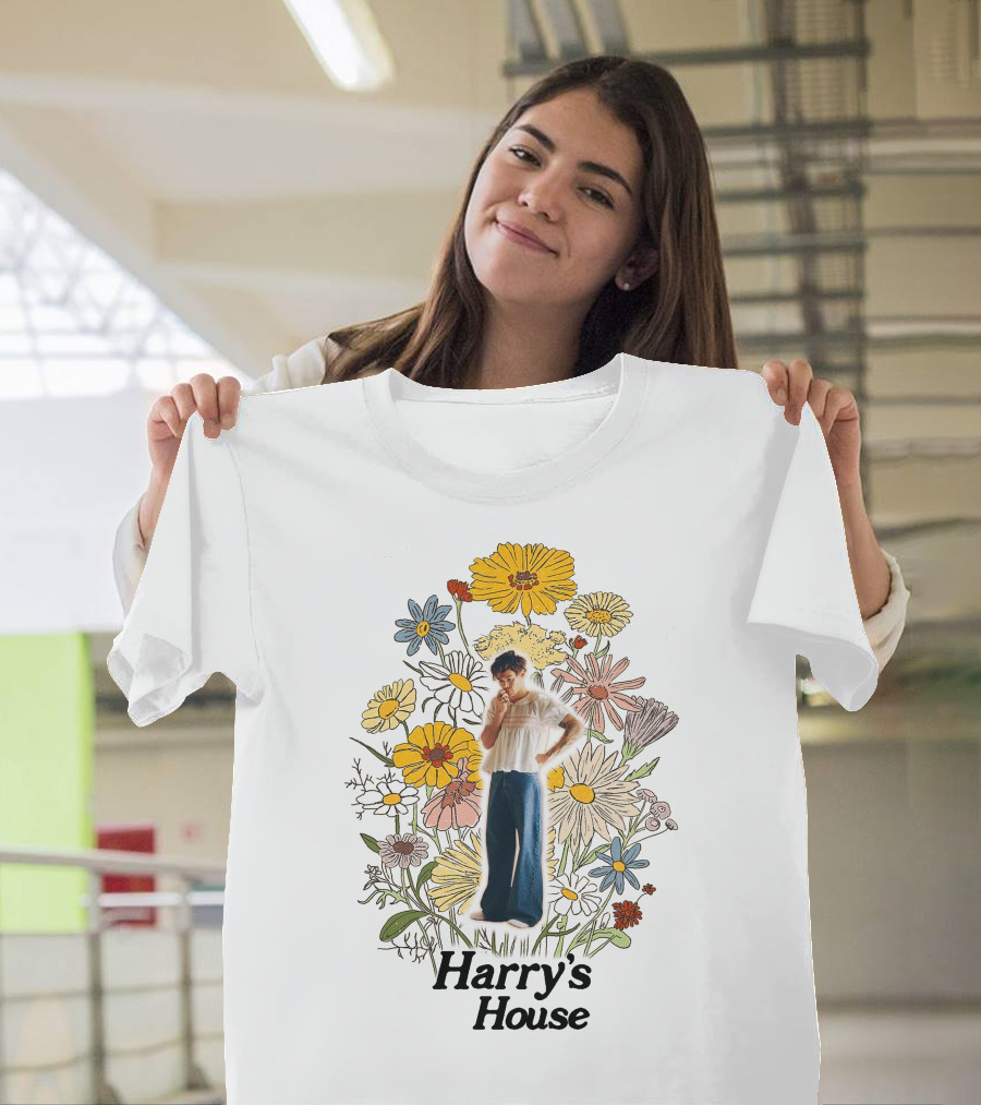 Harry's House Floral Setting With Standing Figure T-Shirt