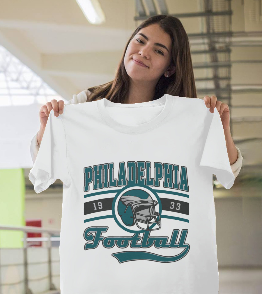 Philadelphia Football 1933 Helmet T-Shirt