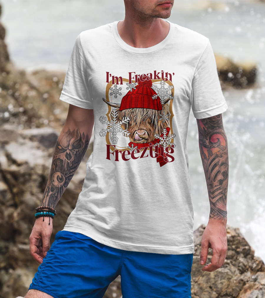 I'm Freakin' Freezing Highland Cow Snowflakes Winter T-Shirt