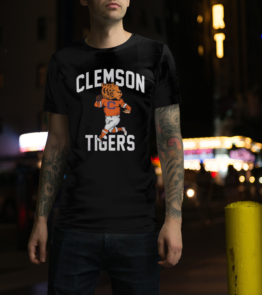 Clemson Tigers Vintage Style Retro Running Mascot T-Shirt