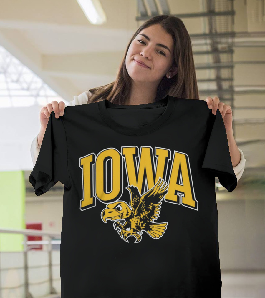Homefield Apparel Iowa The Hawk Vintage T-Shirt
