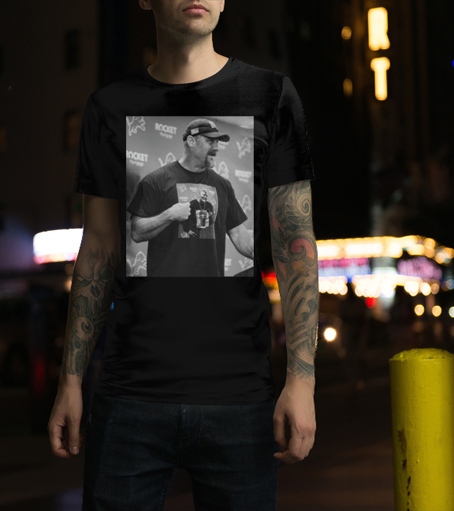 Rocket Mortgage Lions Press Conference Holmes Pulling Hilarious T-Shirt