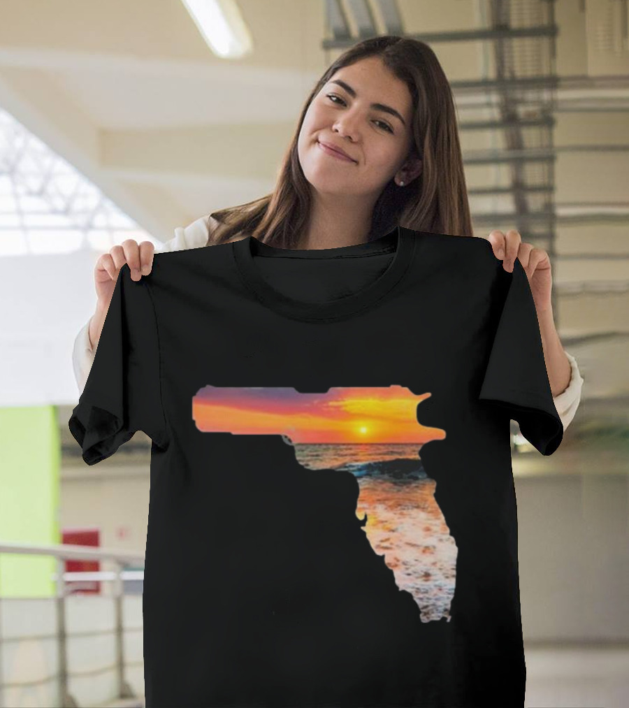 Florida The Gunshine State Gun Map Sunset Beach Scene T-Shirt